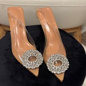 Elegant Tan Women's Shoes with Crystal Embellishment